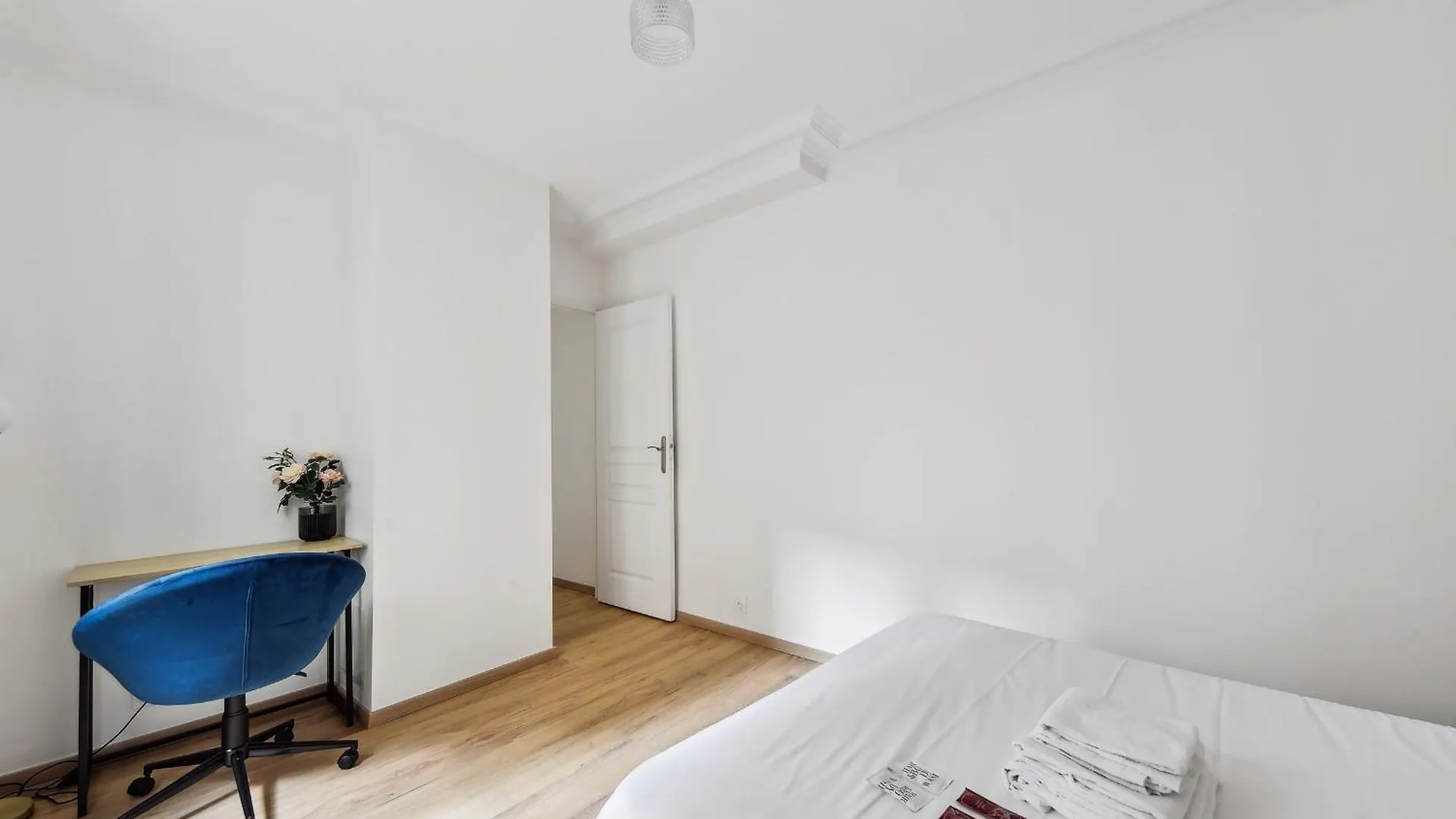 Montmartre 2Br Cozy Daire Paris 0*,